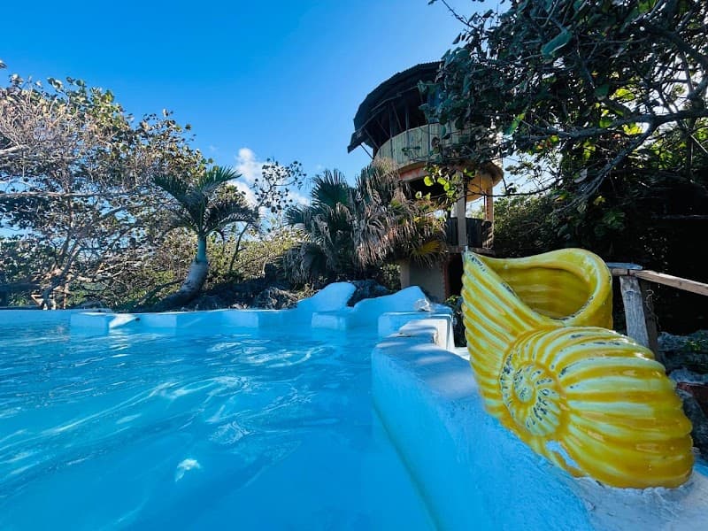 Great Huts Eco Resort