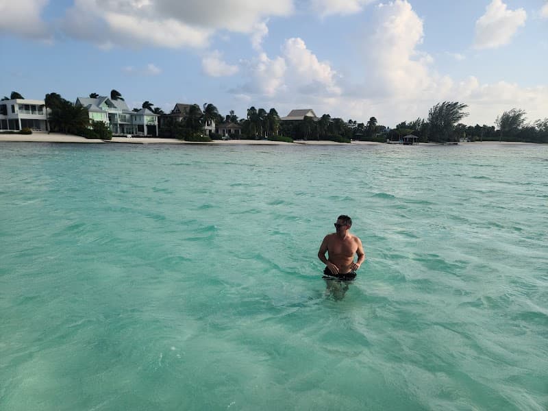 Y-Knot Charters - Cayman Islands