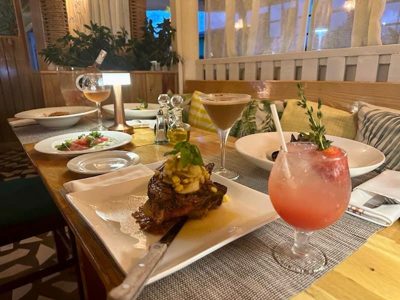 Le Shack Restaurant and Bar