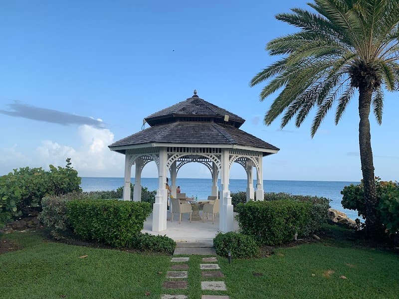 The Cove Suites at Blue Waters